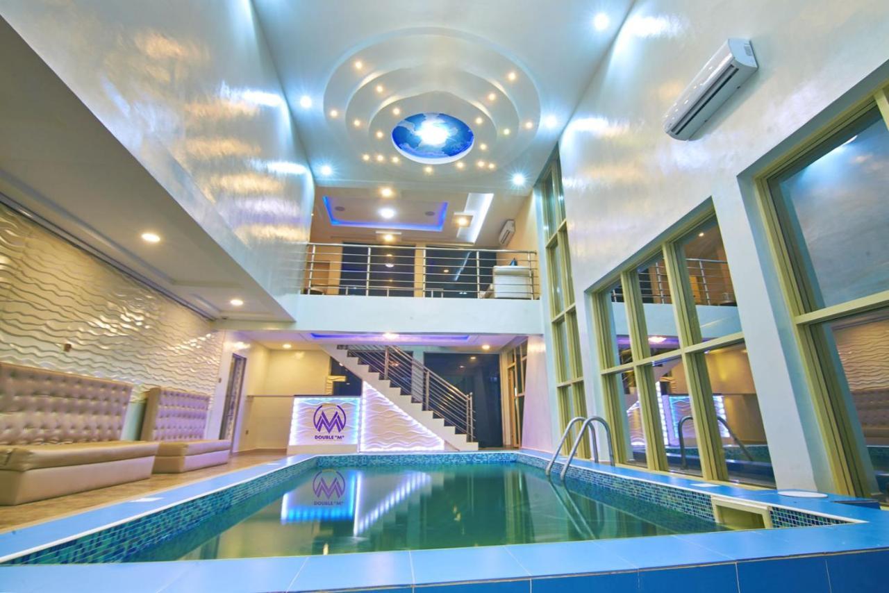 Double M Exquisite Suites And Lounge Lekki Ogombo Eksteriør billede