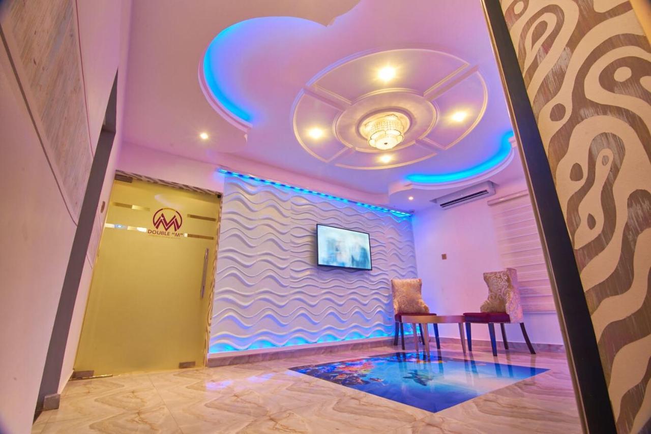 Double M Exquisite Suites And Lounge Lekki Ogombo Eksteriør billede